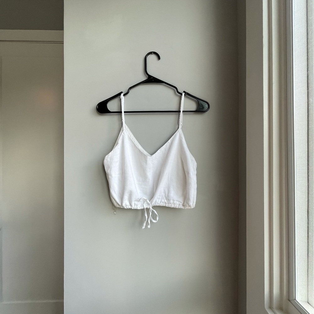 PacSun White Crop Top Size: S